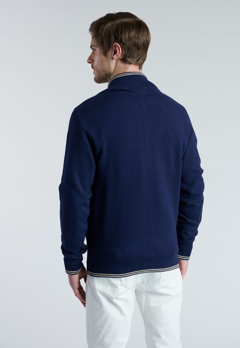 label-3