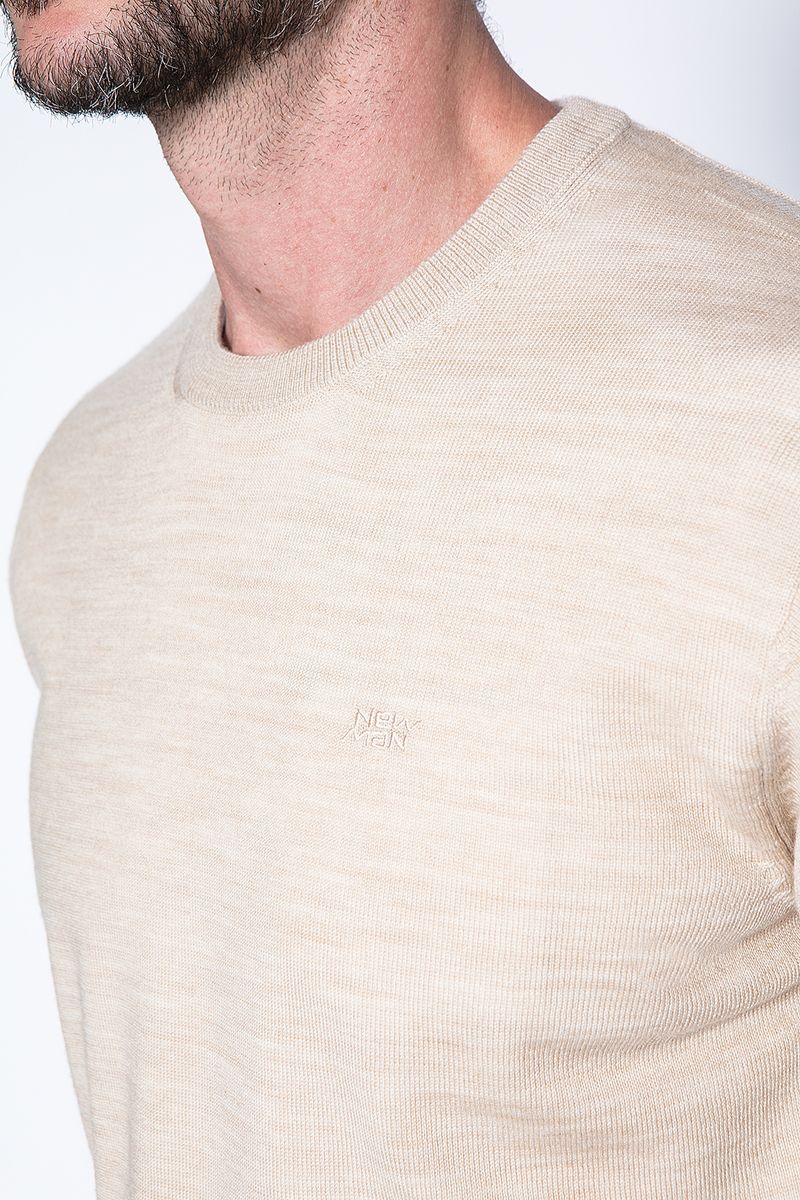 label-4