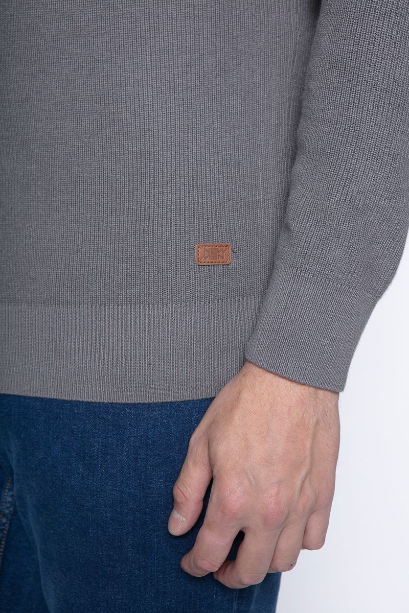 label-4