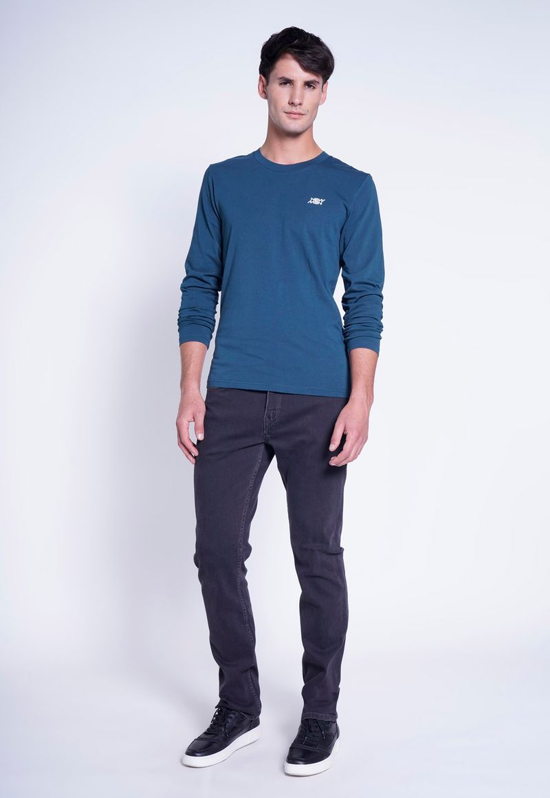 label-3
