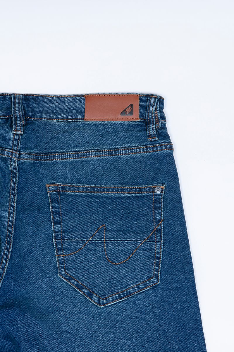 label-3