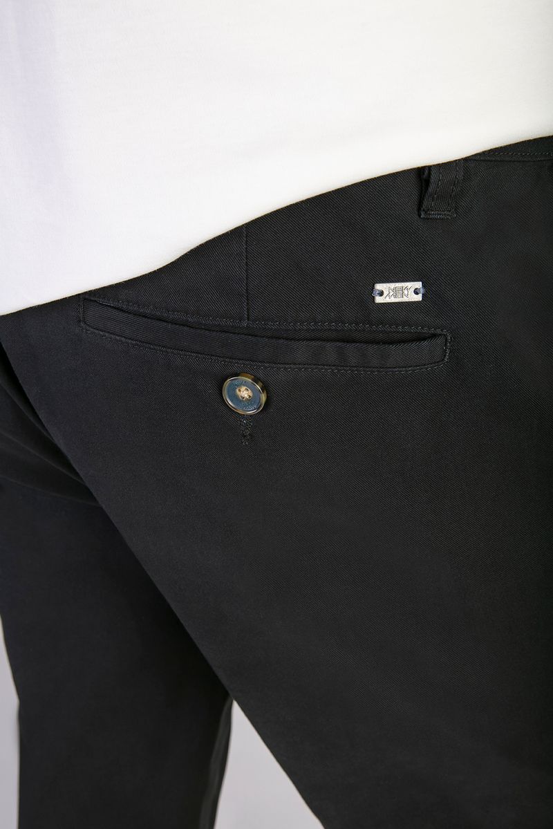 label-3