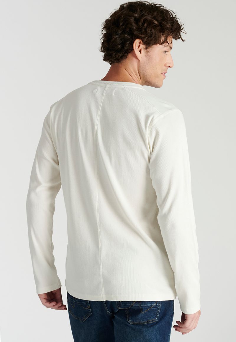 label-3