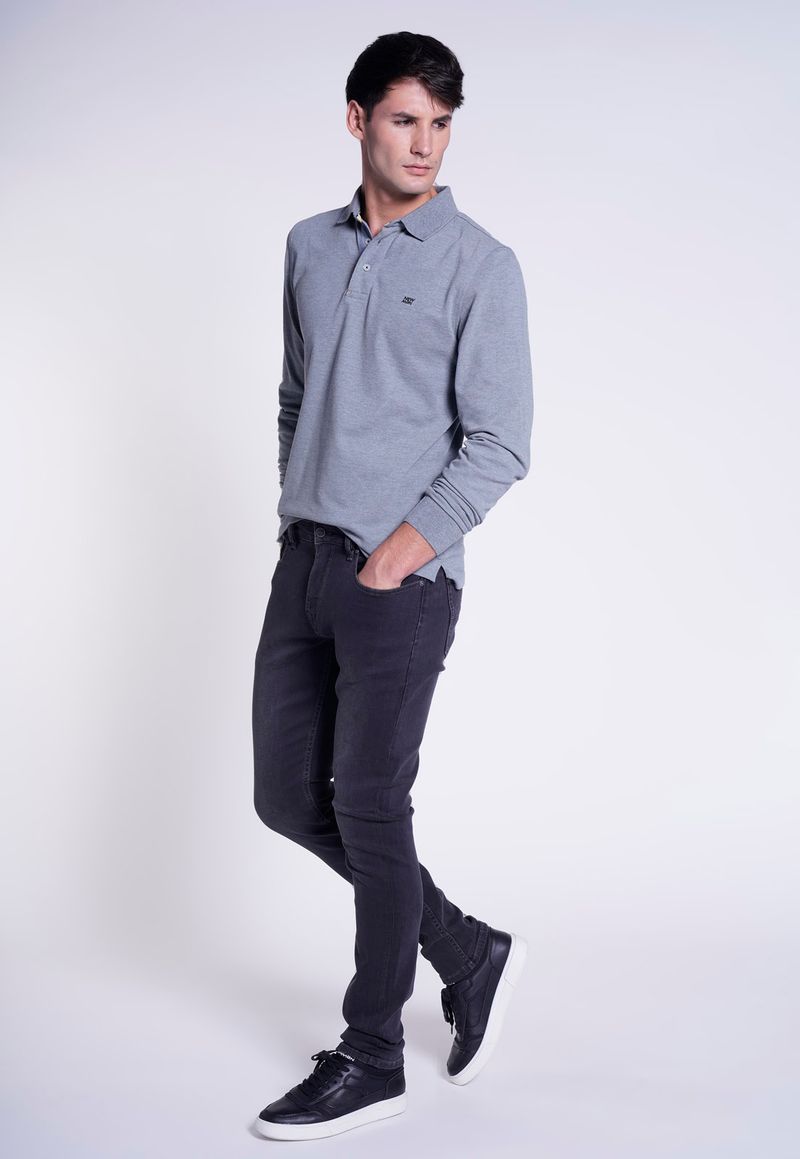label-3