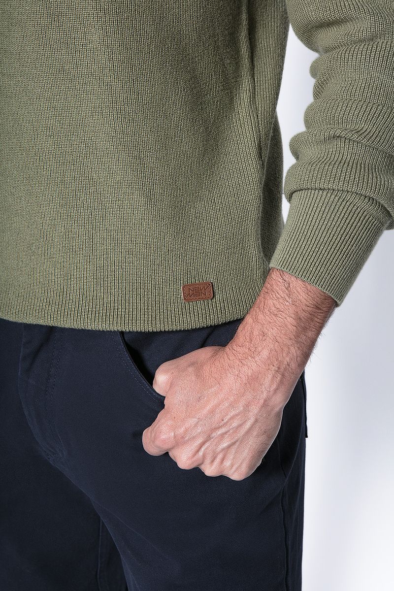 label-4